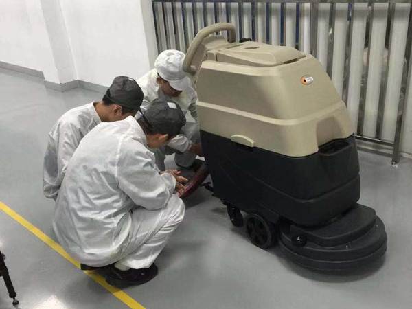 通过图片带大家了解一下不同款式的美高洗地机
